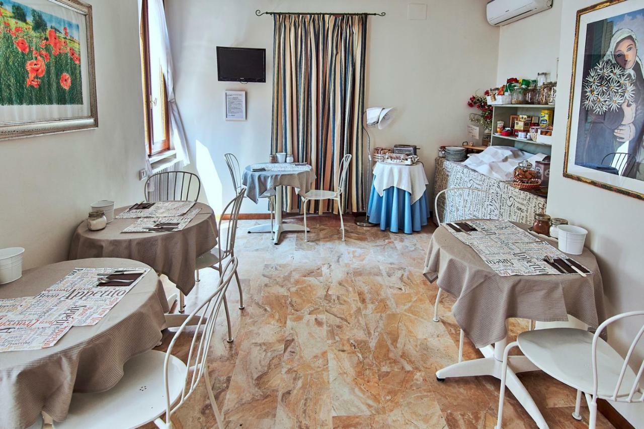 B&B Del Castello San Benedetto del Tronto Exterior foto